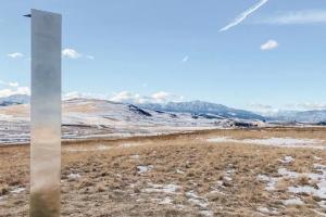 Alberta Monolith 5
