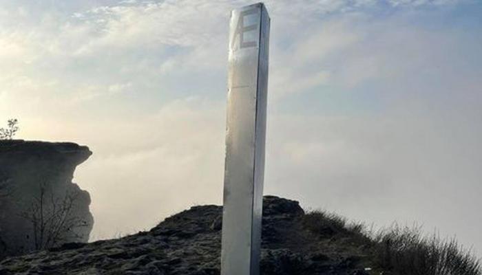 Staffelberg (trad. Plane Mountain), geoestrategic and sacred place where the M is placed.