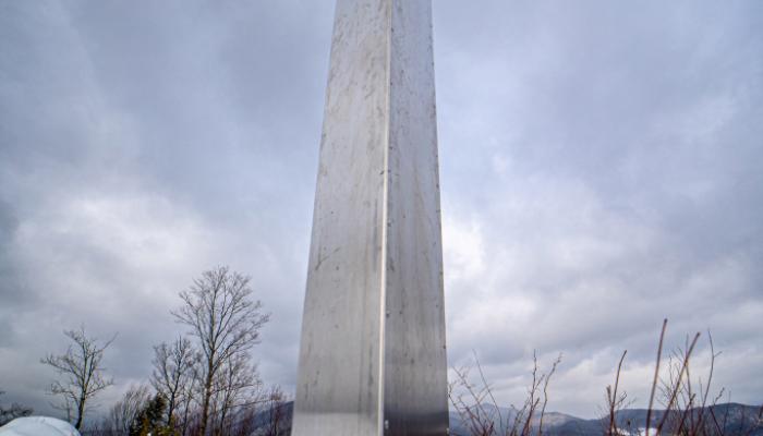 From https://www.necn.com/news/local/photos-of-people-snowboarding-mystery-monolith-vermont/2379387/