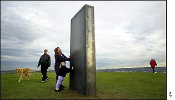 Wikipedia Page Seattle Monolith