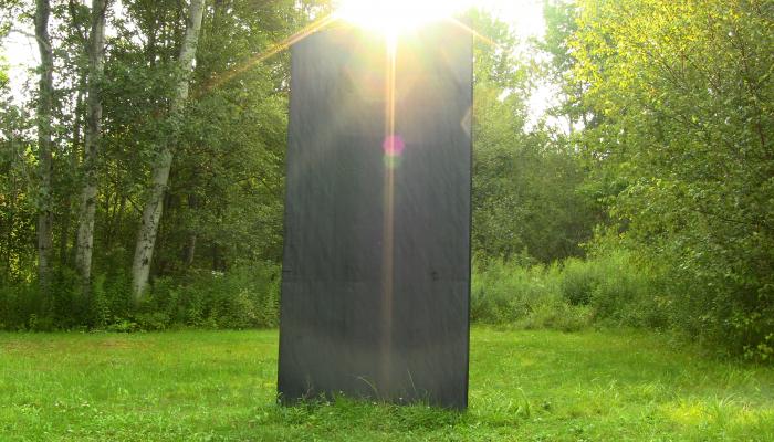 Black Monolith Sunburst