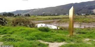 Golden Monolith, Chía, Cundinamarca, Colombia